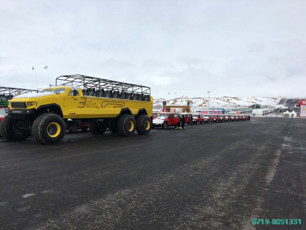 四驱沙漠冲浪车