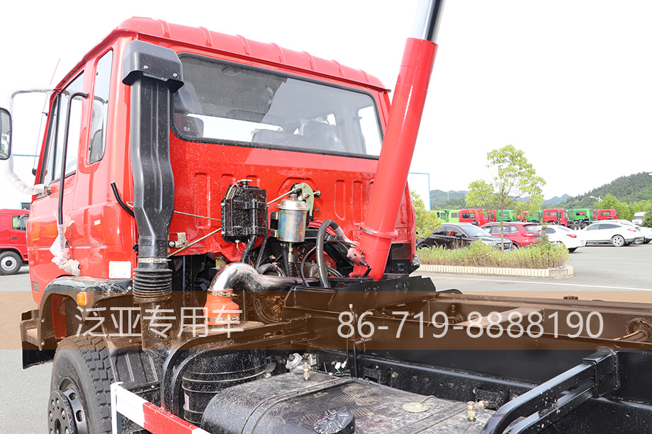 东风EQ3208,东风红旋风,东风四驱越野底盘