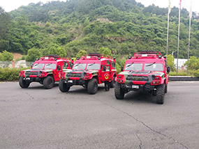 猛士救援小战队（1）：4X4越野抢险救援车
