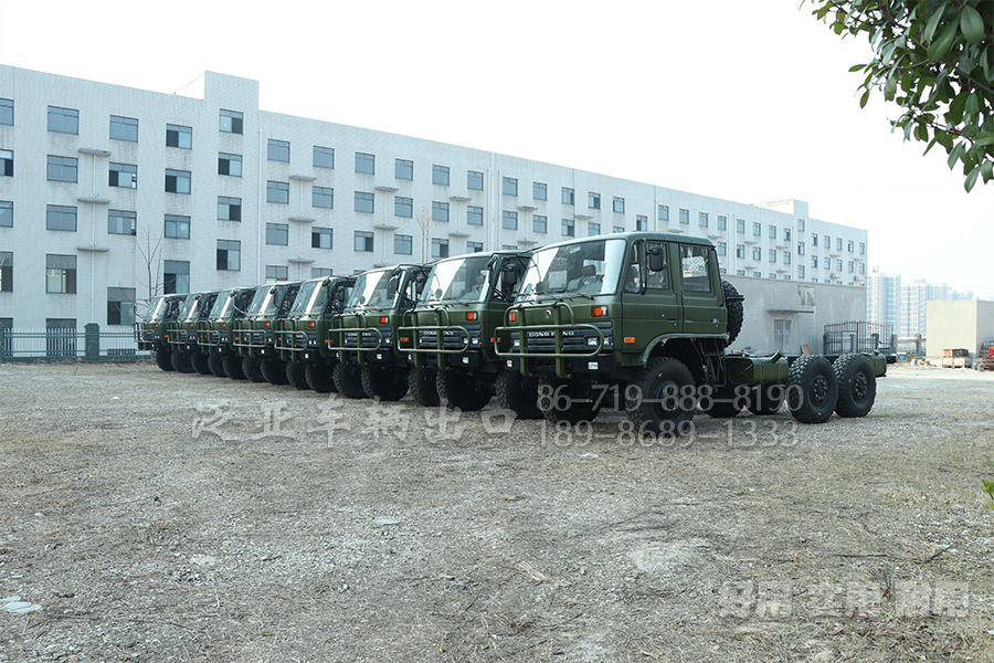 东风四驱六驱，EQ2082，EQ2102，EQ2102N，越野卡车，越野特种车，越野专用车