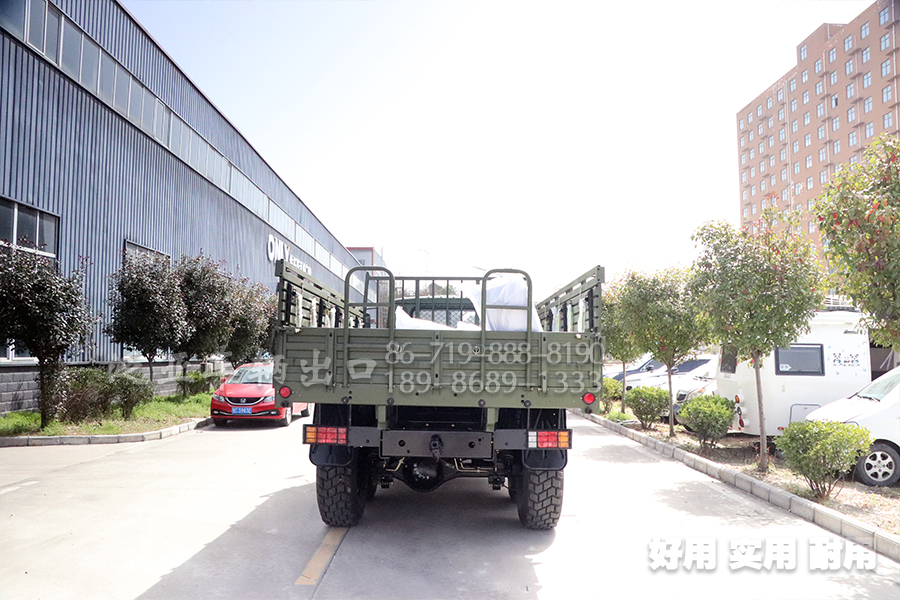 东风eq2100,东风四驱,东风六驱,东风运兵车,东风6驱越野车,东风特种车,东风六驱专用车,东风EQ245,东风卡车,东风商用车,东风汽车报价,东风卡车配置,东风越野车参数
