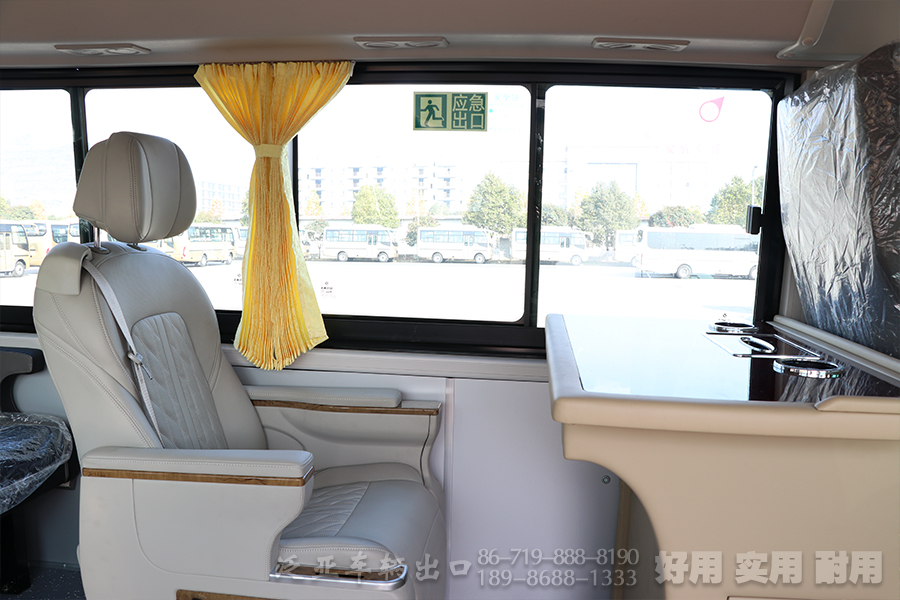 东风越野客车 东风四驱客车,东风13座客车 东风23座载人客车,东风4X4客车.东风运兵客车,东风工程救援客车,东风柴油客车,武警森林客车,东风客车出口,东风客车报价,东风4X4客车销售