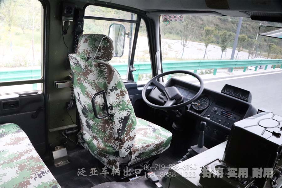 东风六驱越野卡车， 后援保障车，维修保障车，EQ2102,六驱越野车，东风六驱