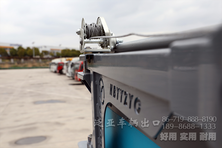 房车改装,依维柯房车,四驱越野房车,家用自行式房车,一体式房车,户外旅游房车