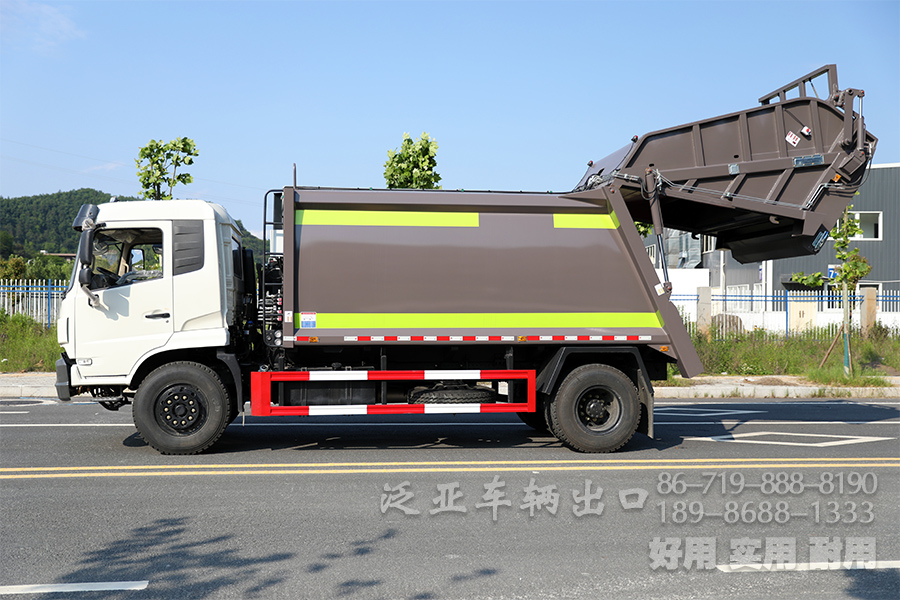 四驱越野底盘、四驱底盘改装、垃圾运输车、14立方垃圾车、轻卡环卫车、多功能垃圾车、4x2垃圾车