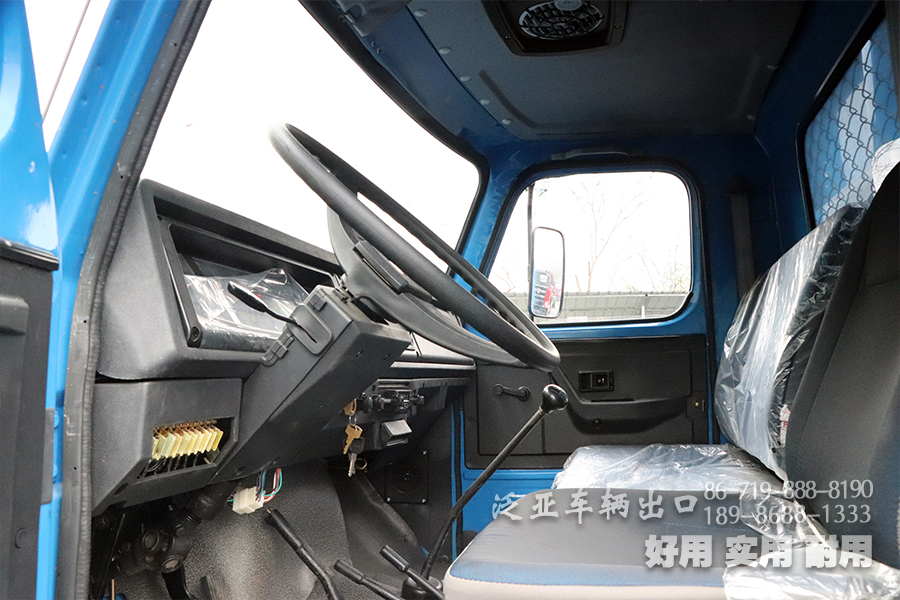 EQ2100自卸汽车,5吨尖头自卸车,东风蓝自卸车,出口车专供,六驱自卸车,6*6公路运输车