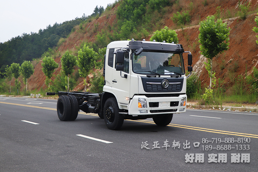 东风4X2底盘,大马力底盘 ,东风越野底盘 ,平头一排半底盘,载货底盘 ,190马力底盘,大功率底盘