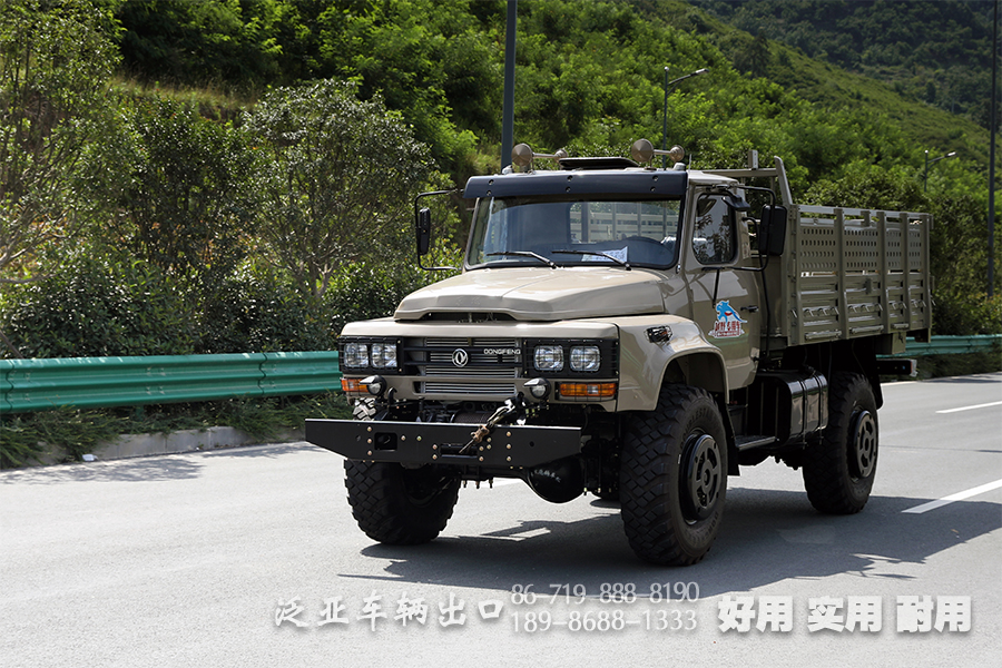 东风全驱4x4长头越野专用车底盘_四驱东风240尖头驾驶室底盘_定制化出口底盘厂家