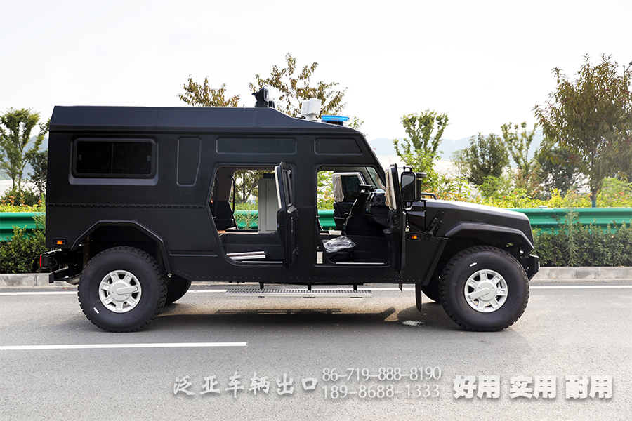 4*4猛士巡逻车,M50巡逻车,森林消防车,消防指挥车,猛士M50改装,全驱指挥车,猛士M50改装,定制化改装,猛士巡逻车