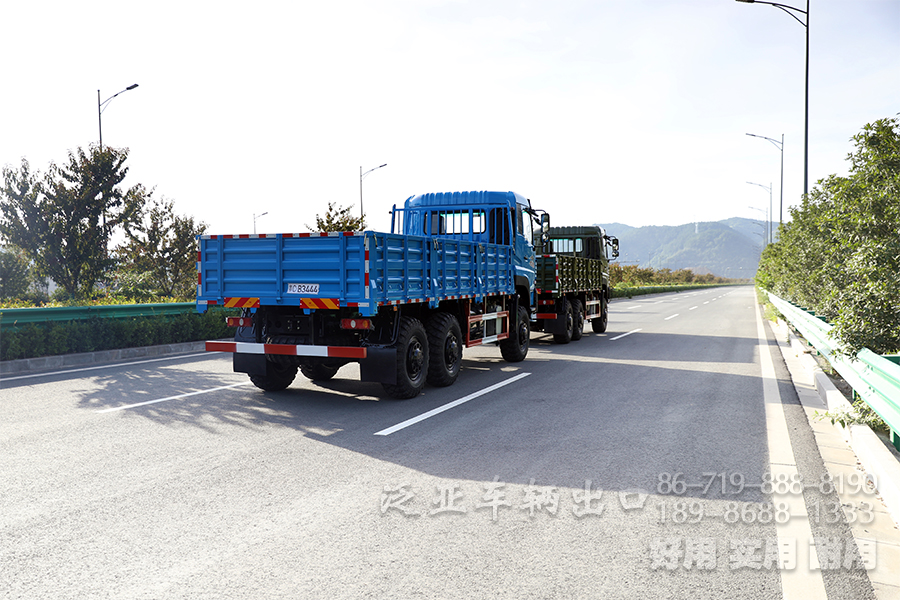 东风六驱，340马力卡车，六驱出口卡车，6*6货运卡车，长途货车，刹车降温水箱，6*6货运卡车