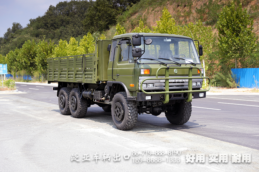 六驱越野车,EQ2102G平头,六驱越野卡车,东风EQ2102G三吨半,东风EQ2102,六驱越野卡车,全驱越野货车,东风6X6全驱卡车