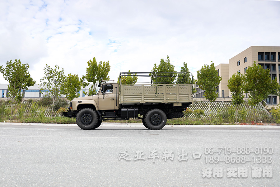 东风4x4,东风尖头卡车,东风越野卡车,东风四驱,EQ240,尖头驾驶室,东风四驱改装,定制化卡车出口,全驱卡车厂家