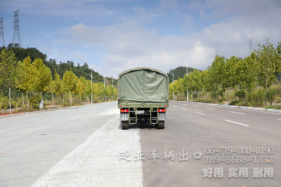 东风六驱,东风6x6,东风平头越野卡车,EQ240,EQ2082,柴油越野汽车,东风6*6卡车,东风越野卡车,六驱卡车出口,全驱民用卡车,东风越野货车
