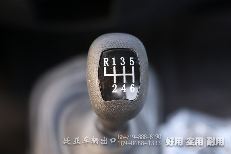 东风4*2底盘,4*2平头轻卡,平头越野底盘,越野底盘定制,举升运输车底盘,轻型卡车底盘,东风轻卡,轻型微卡,微卡底盘改装