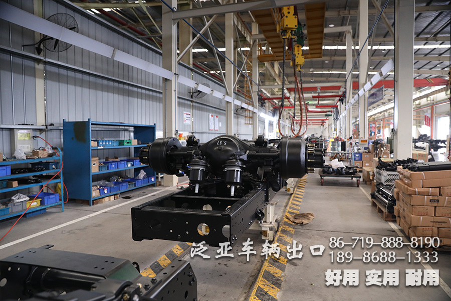 东风六驱、越野专用车、越野加油车、六驱加油车、六驱越野车、东风专用车