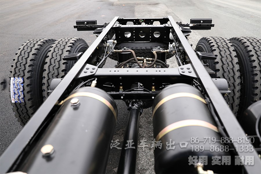 东风4驱，东风4x4，东风尖头自卸卡车，东风大马力卡车、自卸车出口