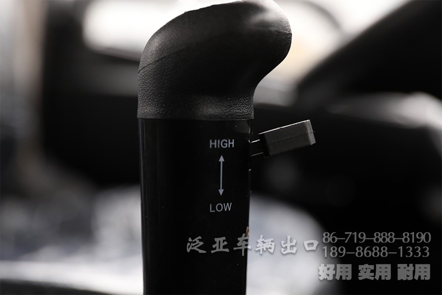 东风4x4，东风四驱，东风大马力卡车，手动八档卡车，大马力底盘出口