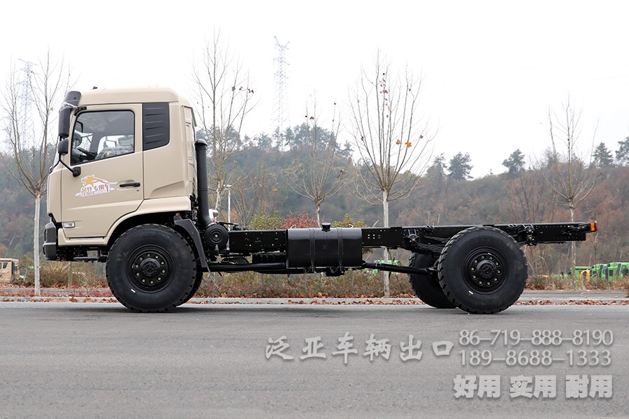 东风4x4，东风四驱，东风大马力卡车，手动八档卡车，大马力底盘出口