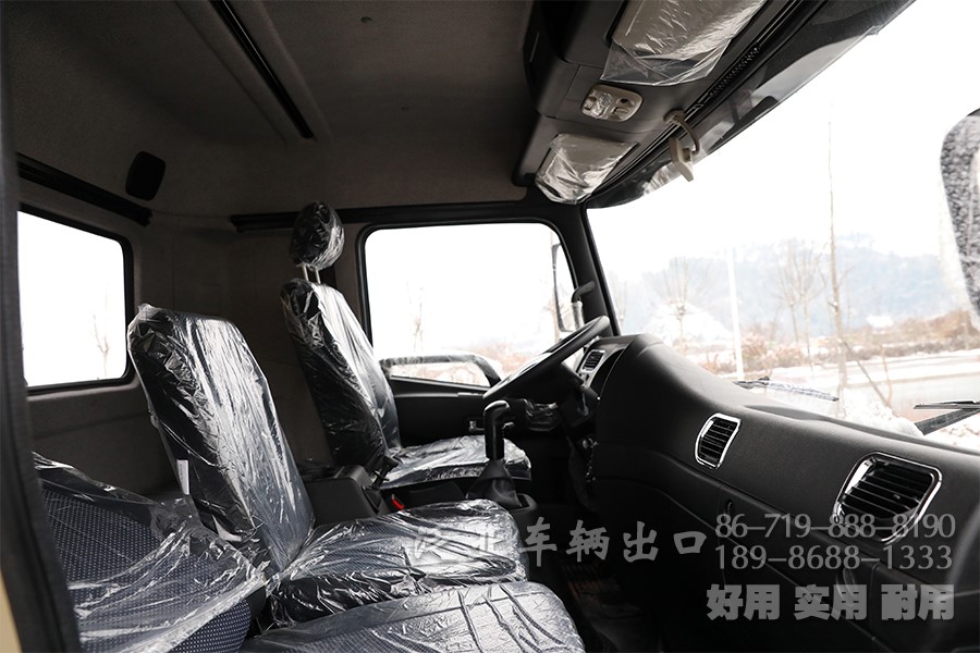 东风六驱。东风6x6，东风大马力越野卡车，天锦驾驶室卡车、210马力卡车