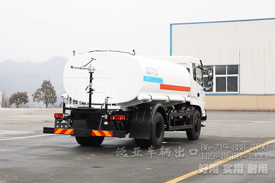 消防运水车，10方喷洒车，东风消防车，4*2水罐车，国三喷洒车，环卫绿化车，绿化喷洒车