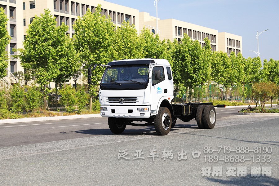 东风4x2，吸污车8档专用车底盘，多功能特种车底盘，底盘改装厂家