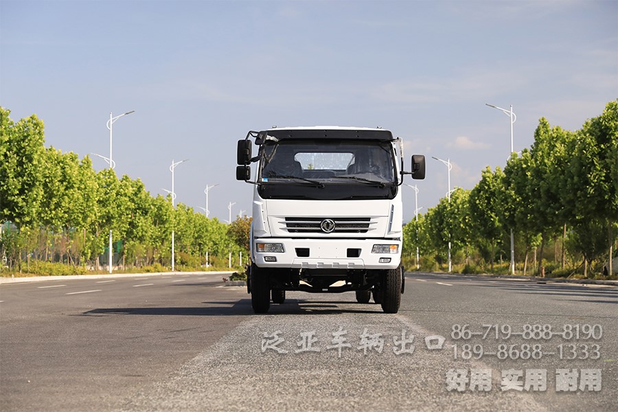 东风4x2，吸污车8档专用车底盘，多功能特种车底盘，底盘改装厂家