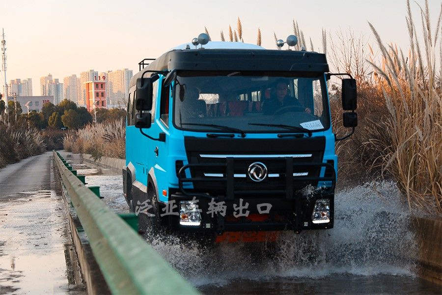 <strong>东风四驱客车 兼顾性能与颜值的优质座驾</strong>