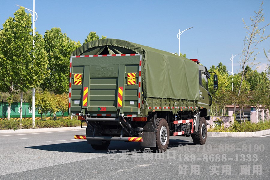 东风四驱，4x4全驱，运兵车