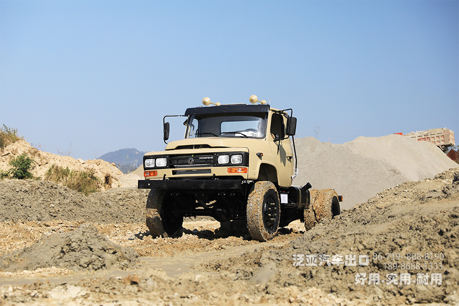 东风EQ1093四驱越野卡车_东风尖头4*4加长款货车